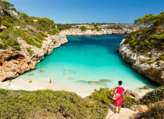Les secrets incontournables de la plage de Palma de Majorque une expérience inoubliable