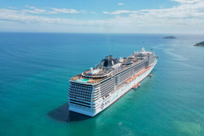 bateau de croisière en mer